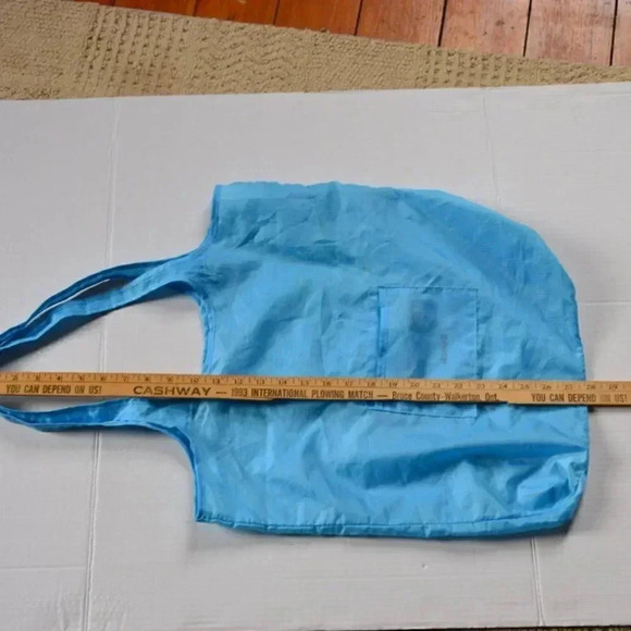 5/$25 BENCH Packable Shopping Bag - Picture 3 of 8